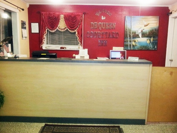 DeQueen Courtyard Inn Main image